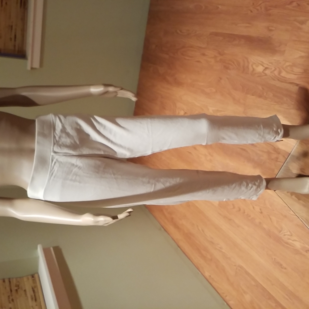 Philanthropy Cream Colored Legging Jogger With Lacing On Back Legs Size L